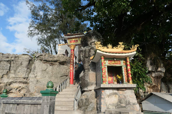 딘커우 사원